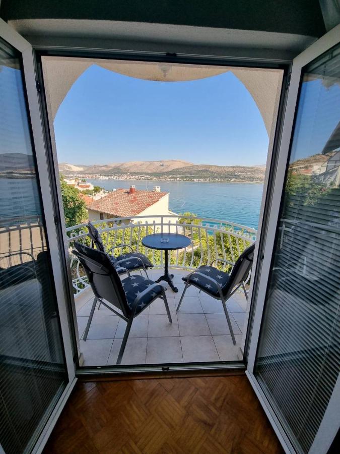 Apartment Matej Трогир Экстерьер фото