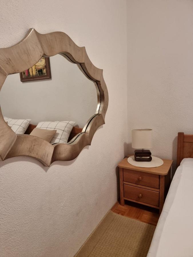 Apartment Matej Трогир Экстерьер фото
